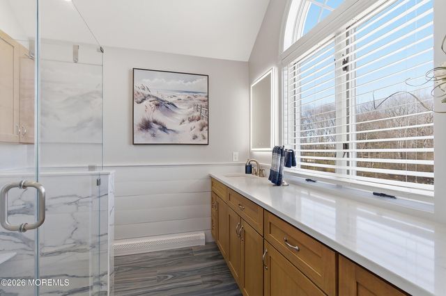 68 Moorage Avenue, Bayville, NJ 08721