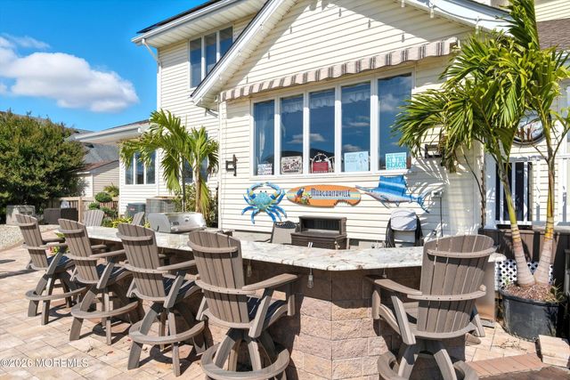 68 Moorage Avenue, Bayville, NJ 08721