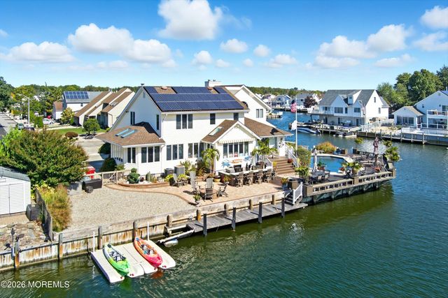 68 Moorage Avenue, Bayville, NJ 08721