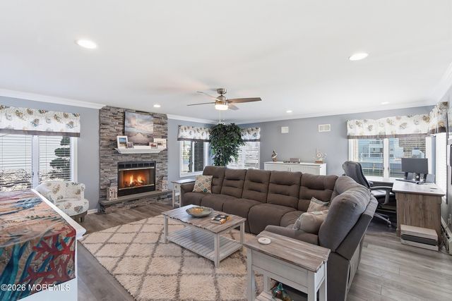 68 Moorage Avenue, Bayville, NJ 08721