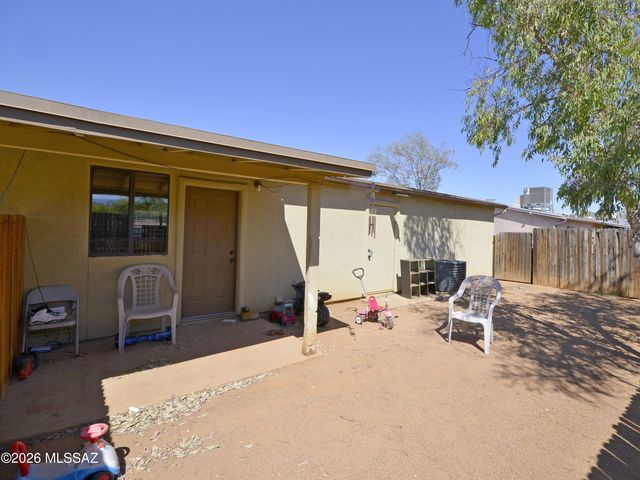 2039 S Sahuara Avenue, Tucson, AZ 85711