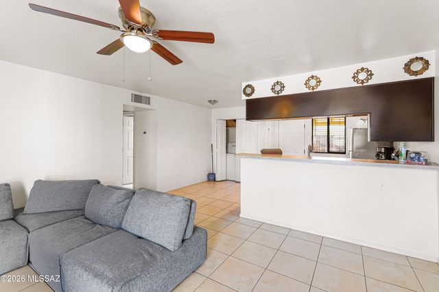 2039 S Sahuara Avenue, Tucson, AZ 85711