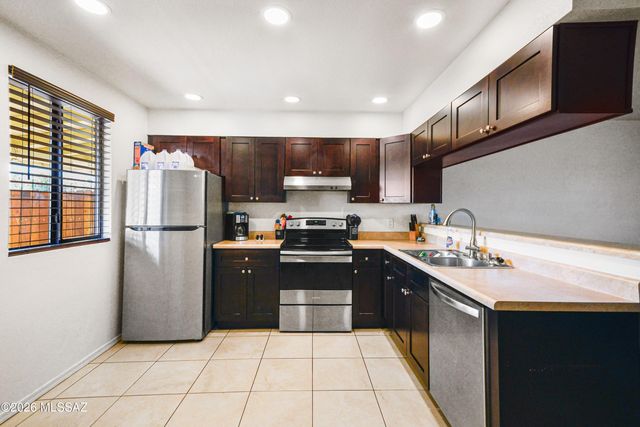 2039 S Sahuara Avenue, Tucson, AZ 85711