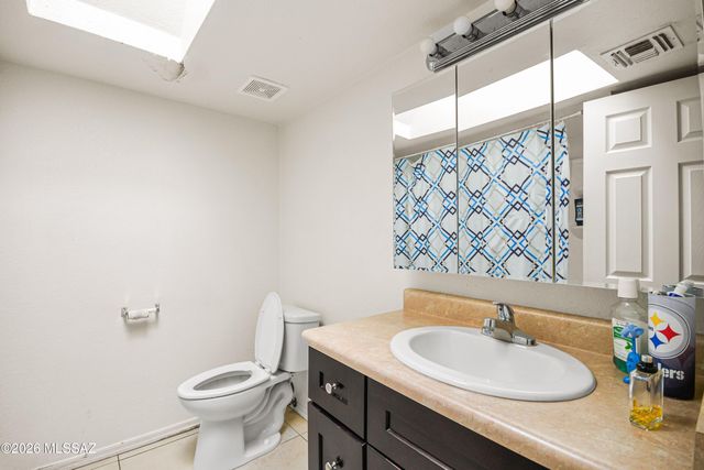2039 S Sahuara Avenue, Tucson, AZ 85711