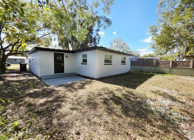 1715 W ATKINSON STREET, Tampa, FL 33604