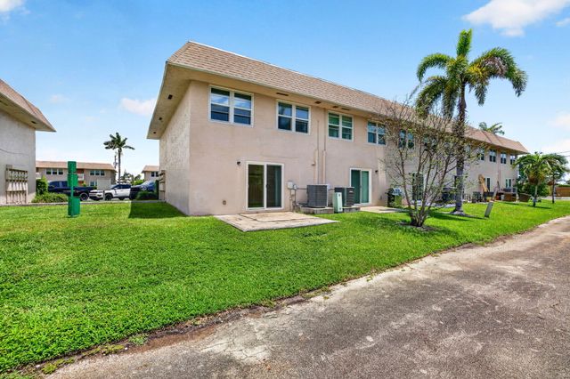 329 Gulfstream Road, Dania Beach, FL 33004