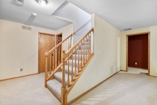 10402 W Westport St, Wichita, KS 67212