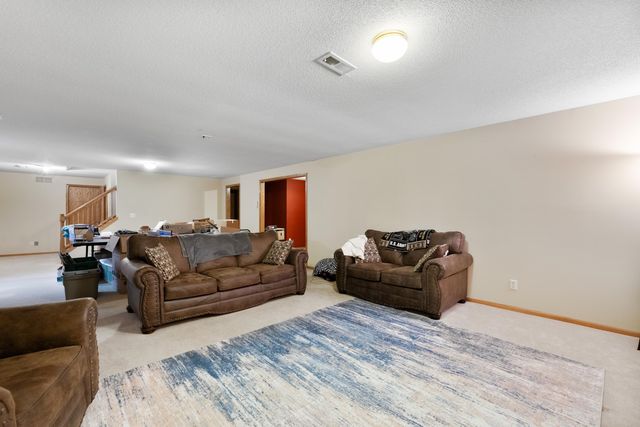 10402 W Westport St, Wichita, KS 67212