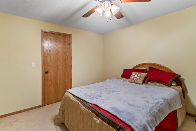 10402 W Westport St, Wichita, KS 67212