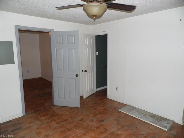 1211 Old Highway 21, State Road, NC 28676