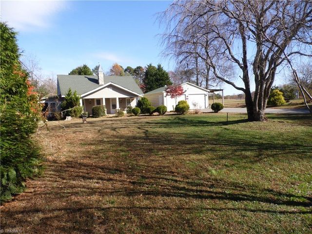 1211 Old Highway 21, State Road, NC 28676