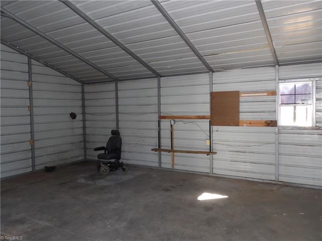 1211 Old Highway 21, State Road, NC 28676