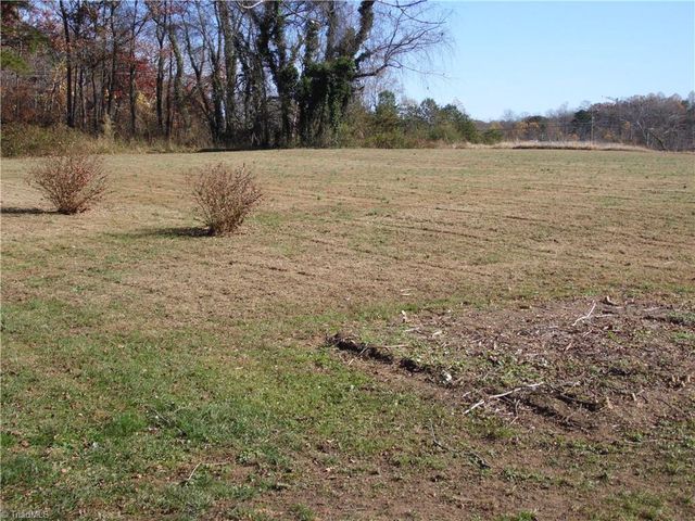 1211 Old Highway 21, State Road, NC 28676