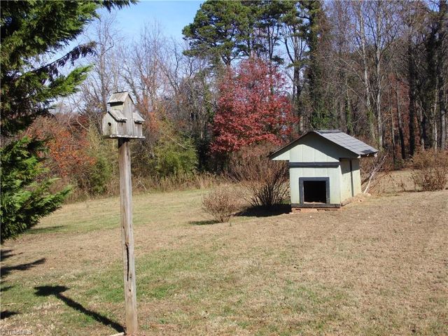 1211 Old Highway 21, State Road, NC 28676