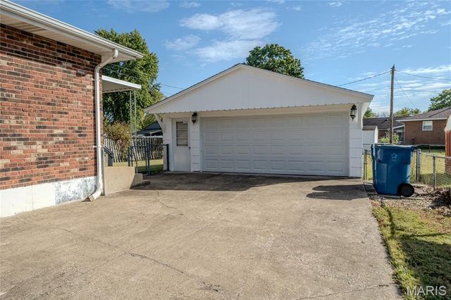1 Violet Avenue, Granite City, IL 62040