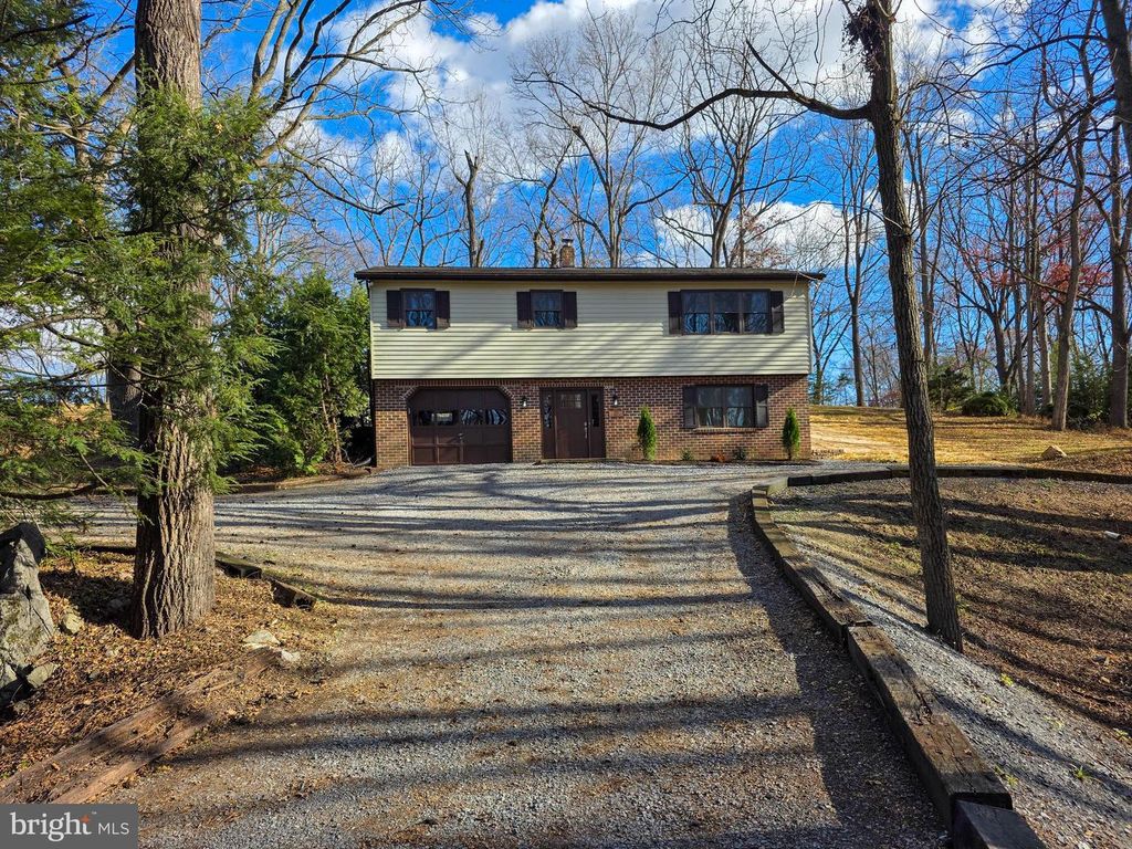 1700 MCDOWELL ROAD, Greencastle, PA 17225