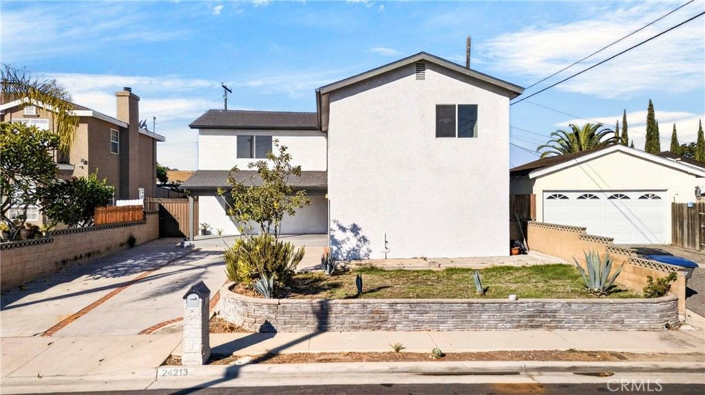 24213 Seagrove, Carson, CA 90745 — photo 2