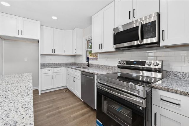 3562 Cherry Lane, Greensboro, NC 27405