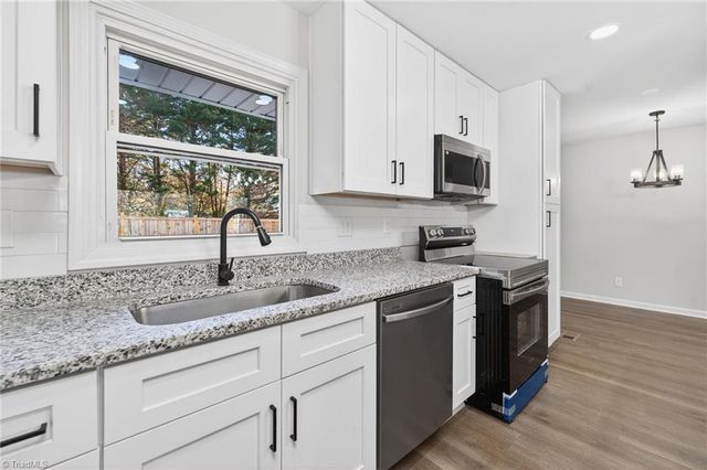 3562 Cherry Lane, Greensboro, NC 27405