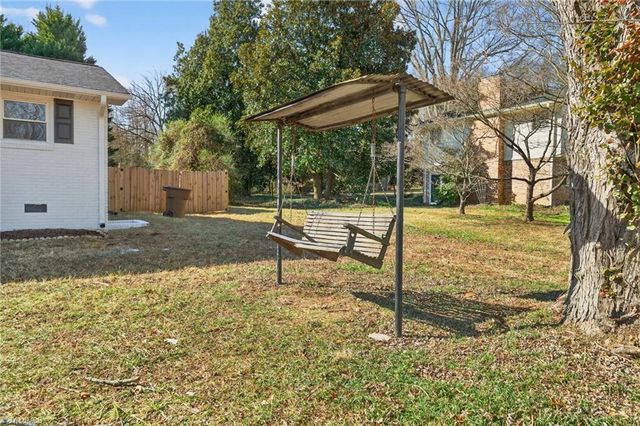 3562 Cherry Lane, Greensboro, NC 27405