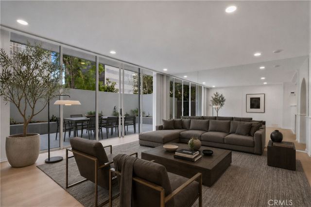 2160 Century Park East 110, Los Angeles, CA 90067