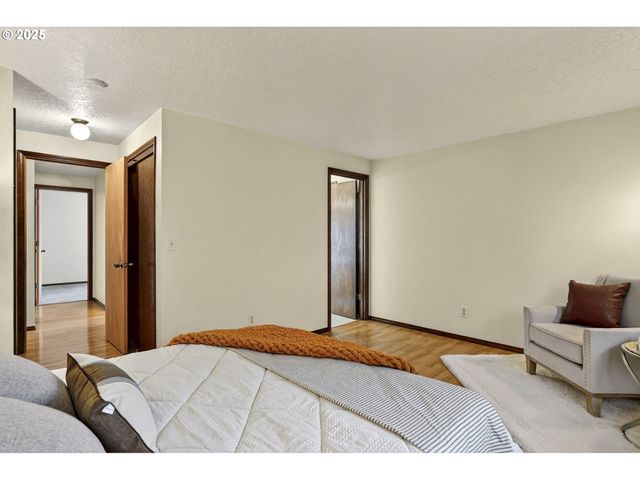 1427 Se Wendy Ave, Gresham, OR 97080