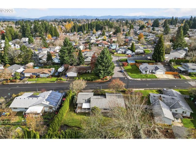 1427 Se Wendy Ave, Gresham, OR 97080