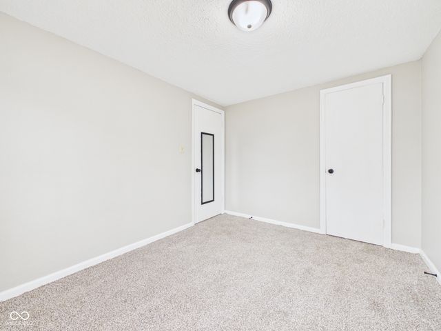 1005 E Jackson Street, Muncie, IN 47305