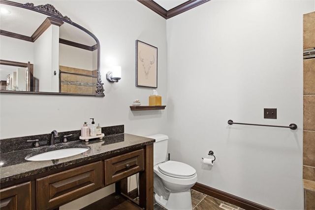 14555 Oak Valley Drive, Gardner, KS 66030