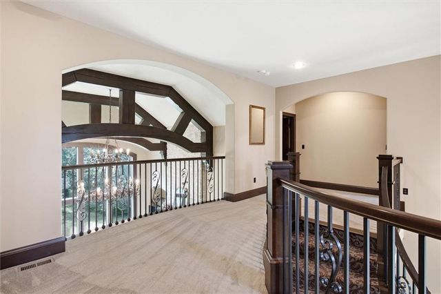 14555 Oak Valley Drive, Gardner, KS 66030