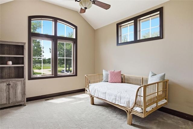 14555 Oak Valley Drive, Gardner, KS 66030