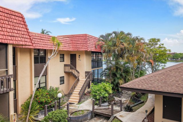 740 NE 199th Street 205g, Miami, FL 33179