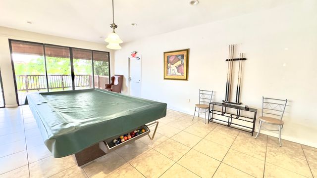 740 NE 199th Street 205g, Miami, FL 33179