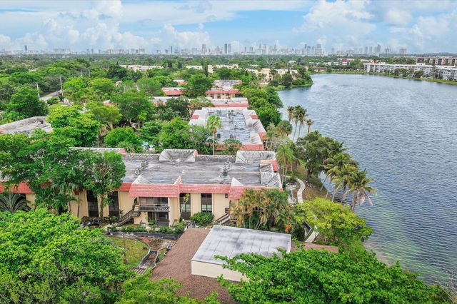 740 NE 199th Street 205g, Miami, FL 33179