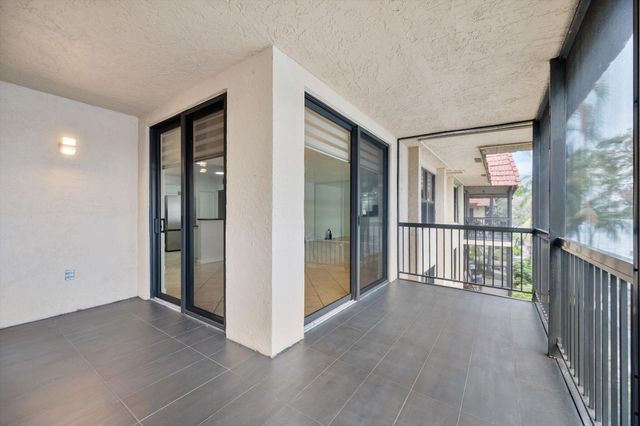 740 NE 199th Street 205g, Miami, FL 33179