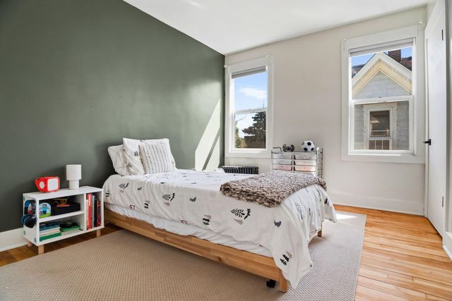 1355 Charles Avenue, Saint Paul, MN 55104