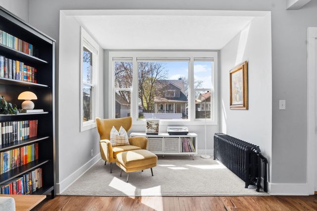 1355 Charles Avenue, Saint Paul, MN 55104