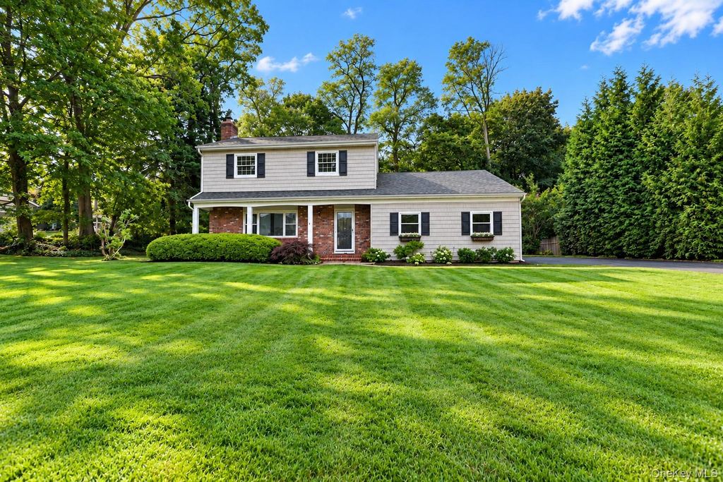 2 Salem Drive, Stony Brook, NY 11790