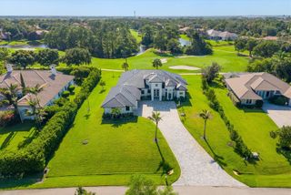 896 SW Squire Johns Lane, Palm City, FL 34990