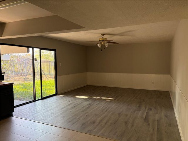 15730 Corsair Road, Houston, TX 77053