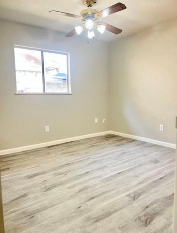 15730 Corsair Road, Houston, TX 77053