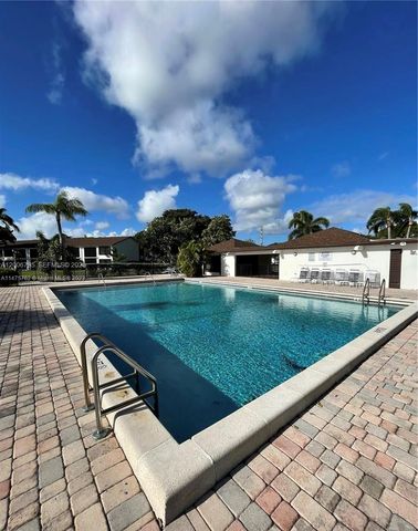 216 Lake Pointe Dr 224, Oakland Park, FL 33309
