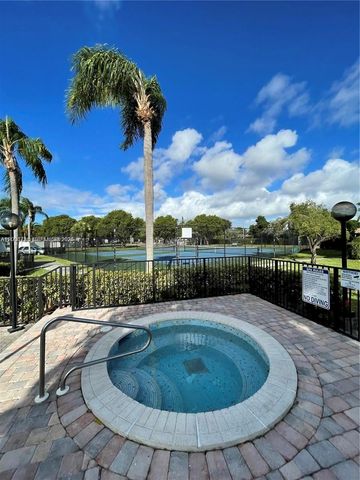 216 Lake Pointe Dr 224, Oakland Park, FL 33309
