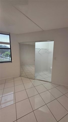 216 Lake Pointe Dr 224, Oakland Park, FL 33309