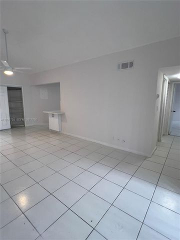 216 Lake Pointe Dr 224, Oakland Park, FL 33309