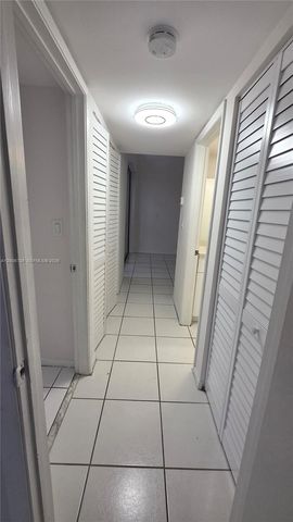 216 Lake Pointe Dr 224, Oakland Park, FL 33309