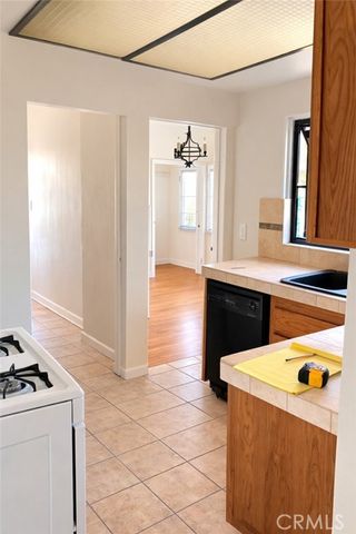 3 Euclid Avenue, Long Beach, CA 90803