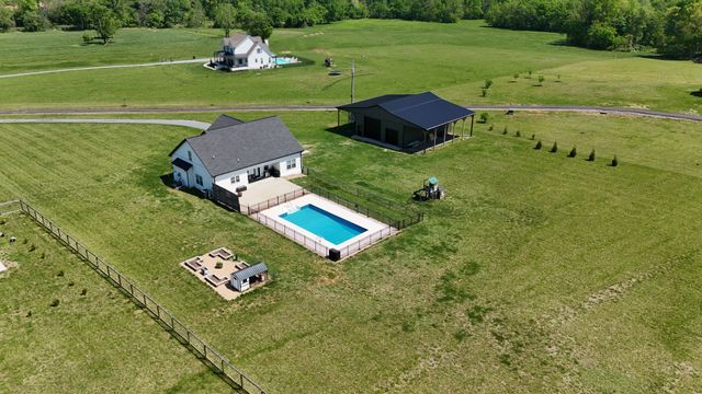 4055 Calista Rd, Cross Plains, TN 37049