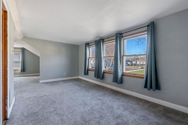 166 Decatur Road, Portsmouth, NH 03801