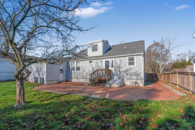 166 Decatur Road, Portsmouth, NH 03801